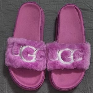 Ugg Sandals Super Nice New